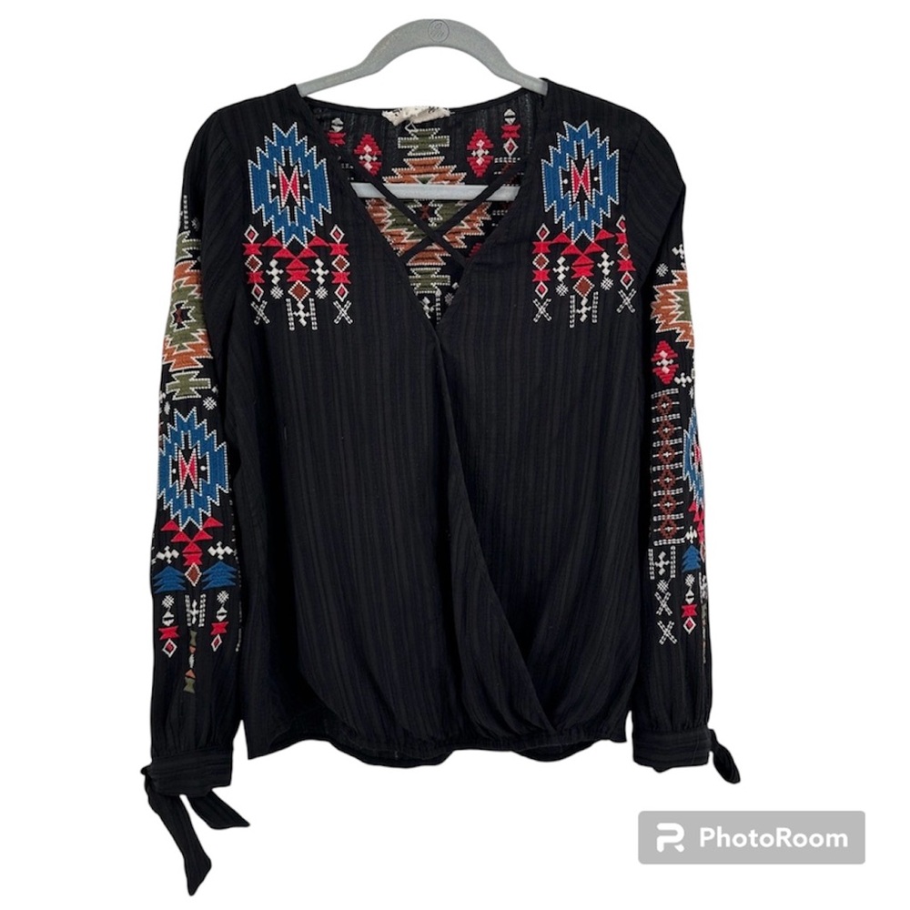 Savanna Jane Womens Top SZ M Embroidered Boho Western Festival Artisan Southwest